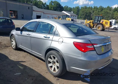 2014 Chrysler 200 Limited from USA, damaged, VIN 1C3CCBCG5EN180051